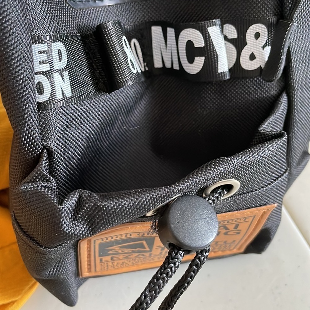 NWOT - Cross Body Bag - Picture 5 of 8